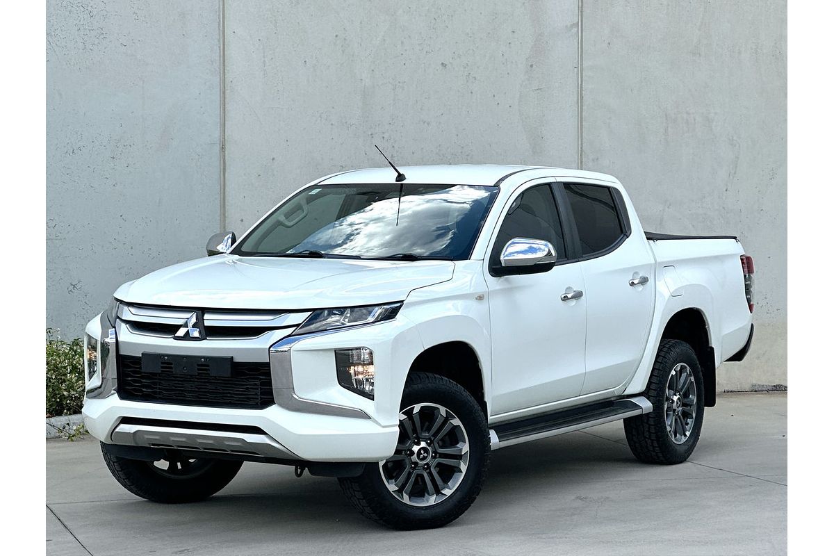 2019 Mitsubishi Triton GLX MR 4X4