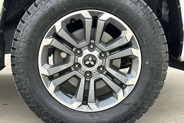 2019 Mitsubishi Triton GLX MR 4X4