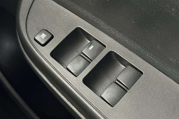 2019 Mitsubishi Triton GLX MR 4X4