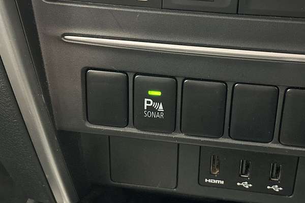 2019 Mitsubishi Triton GLX MR 4X4