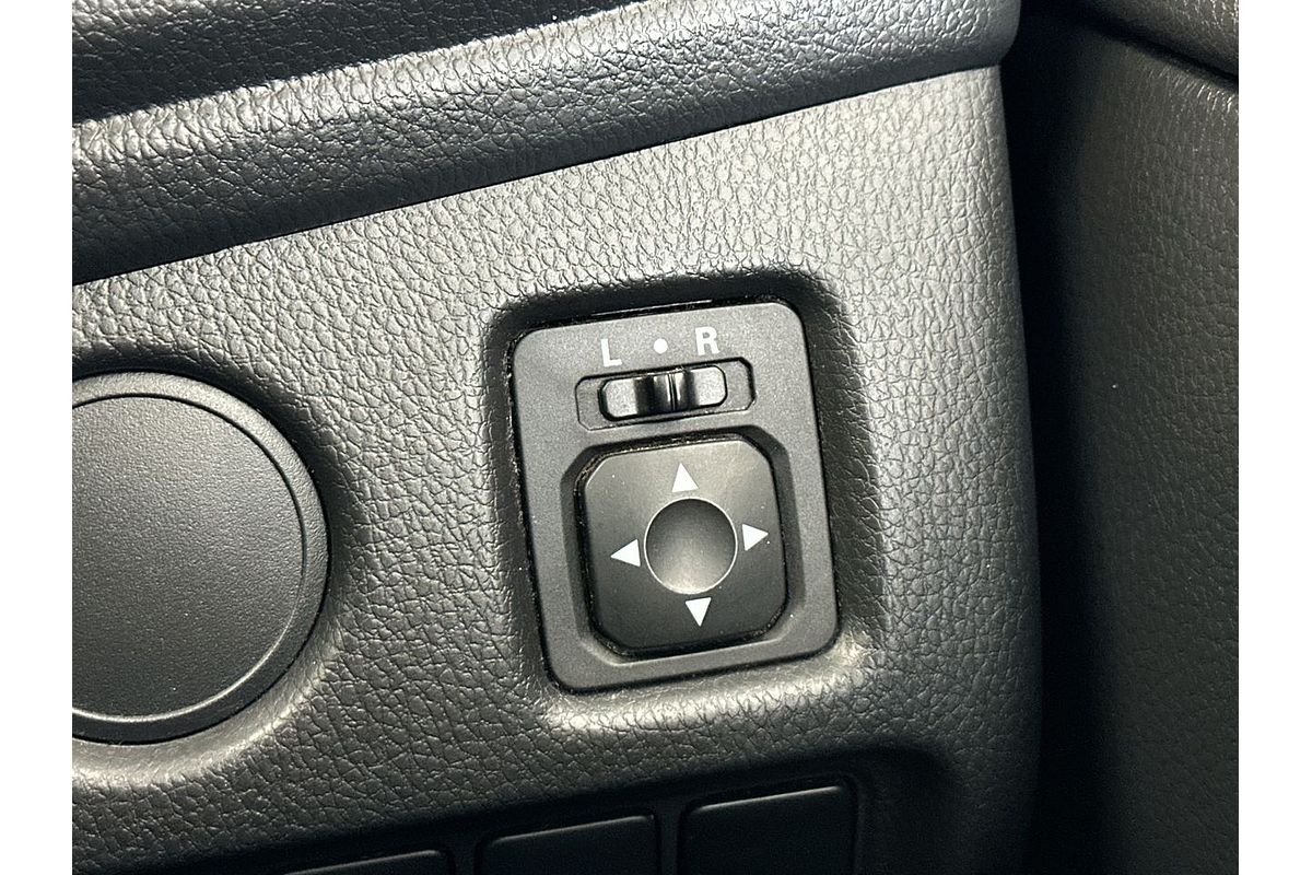 2019 Mitsubishi Triton GLX MR 4X4