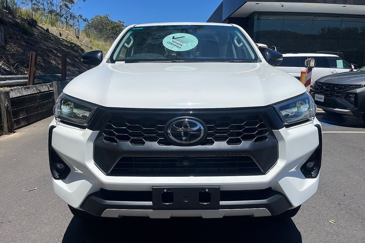 2024 Toyota Hilux SR5 48V GUN126R 4X4
