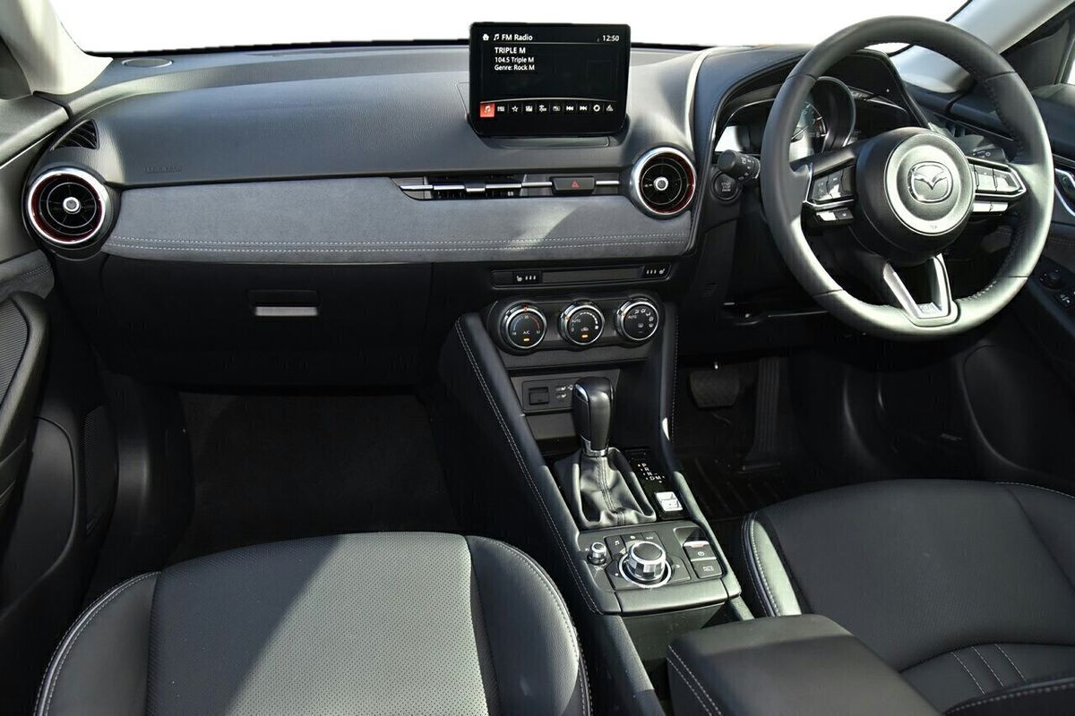 2025 Mazda CX-3 G20 Akari DK