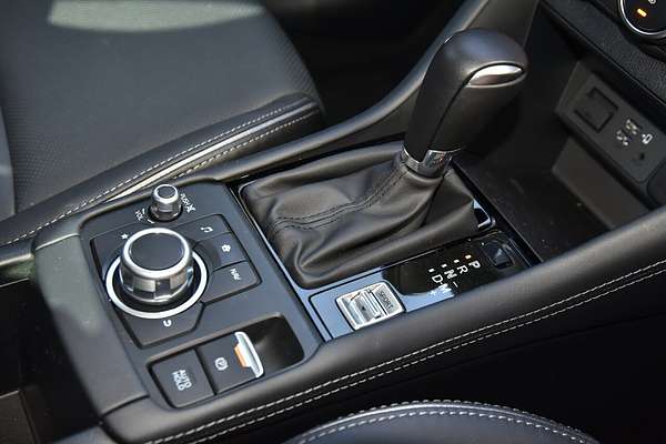 2025 Mazda CX-3 G20 Akari DK