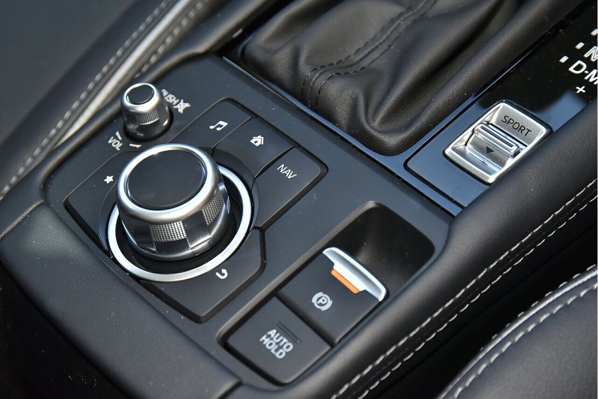 2025 Mazda CX-3 G20 Akari DK