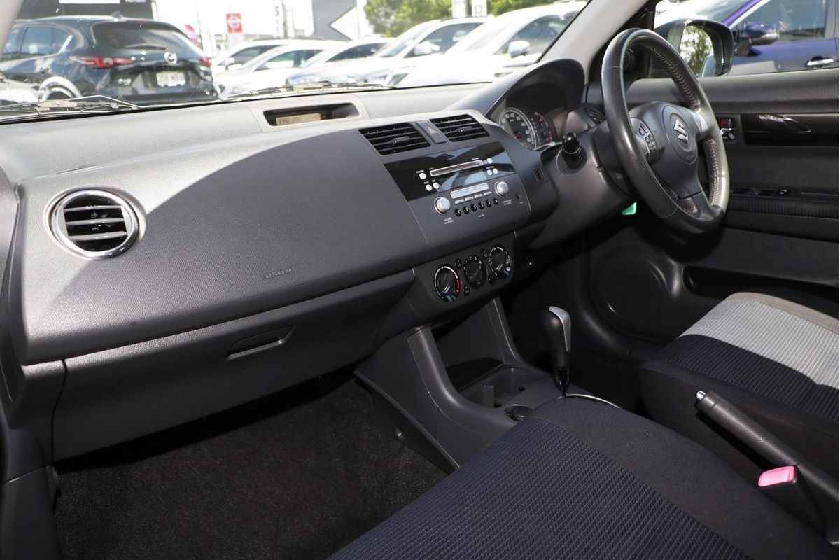 2010 Suzuki Swift RS415