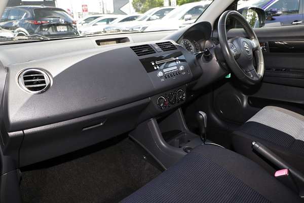 2010 Suzuki Swift RS415