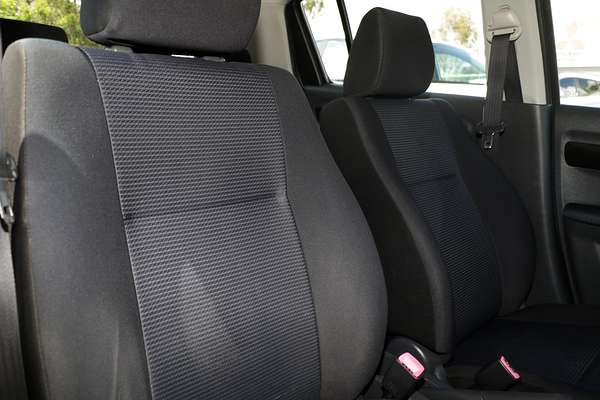 2010 Suzuki Swift RS415