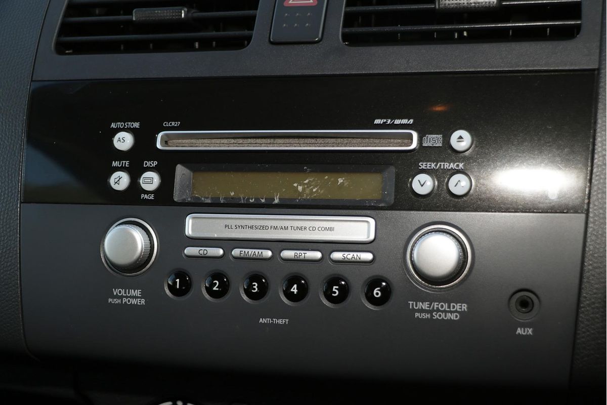 2010 Suzuki Swift RS415