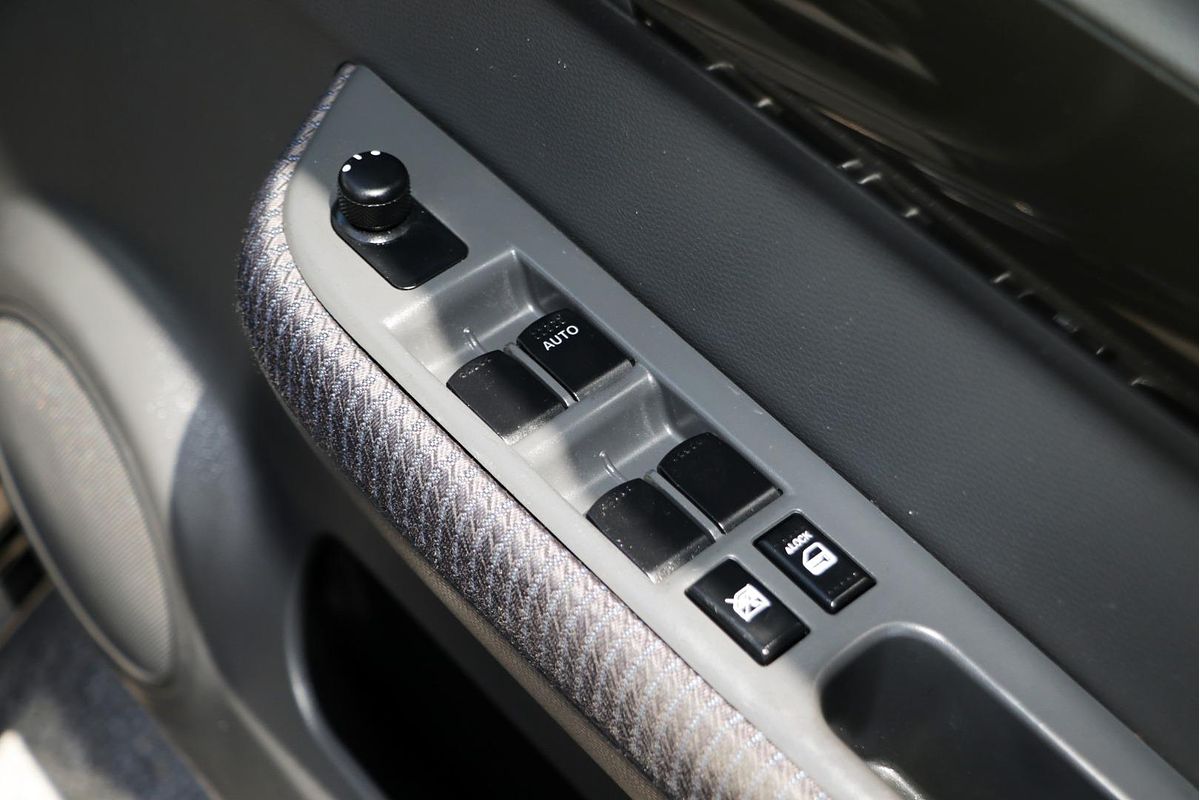 2010 Suzuki Swift RS415