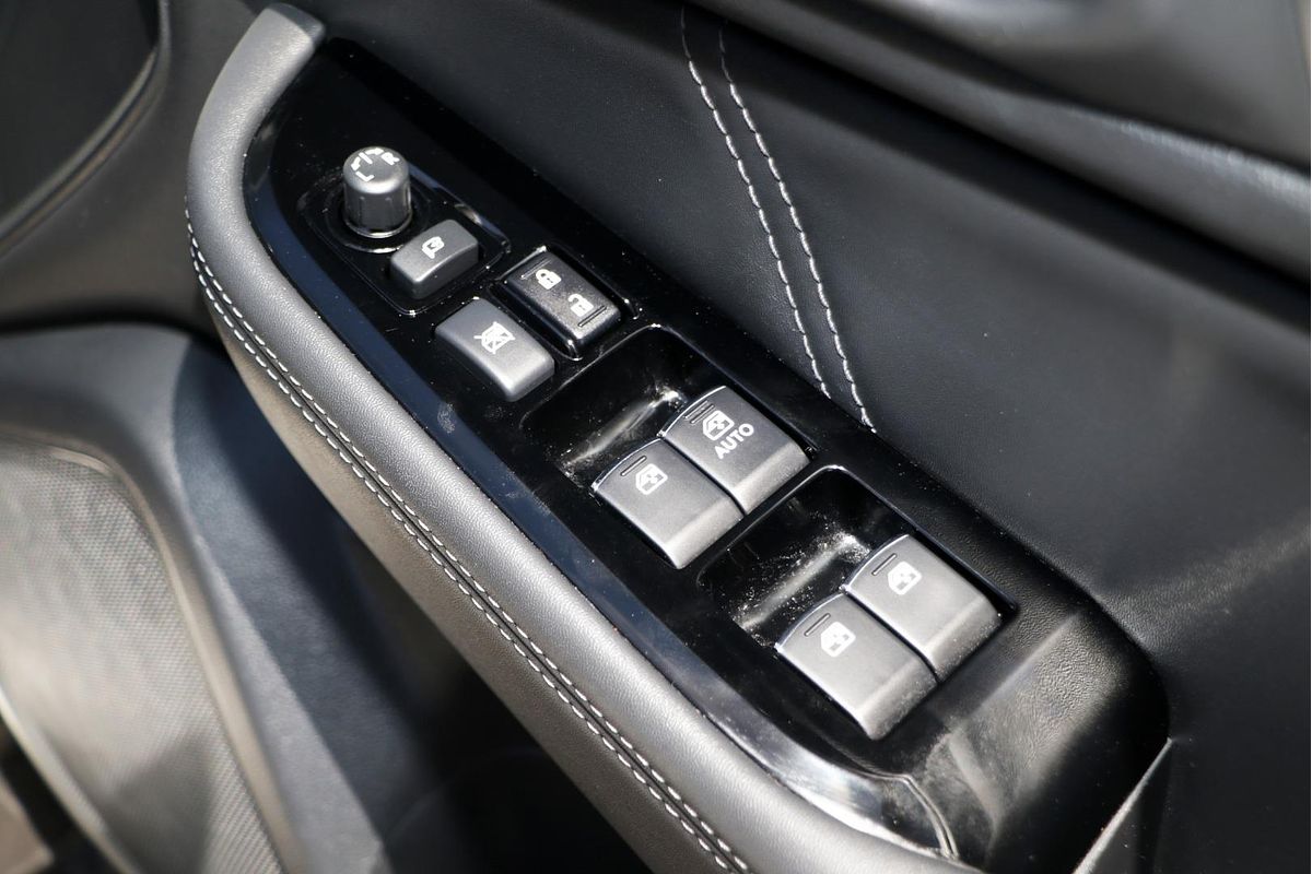 2018 Subaru Outback 2.5i Premium 5GEN