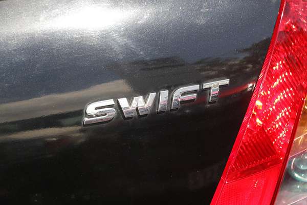 2010 Suzuki Swift RS415