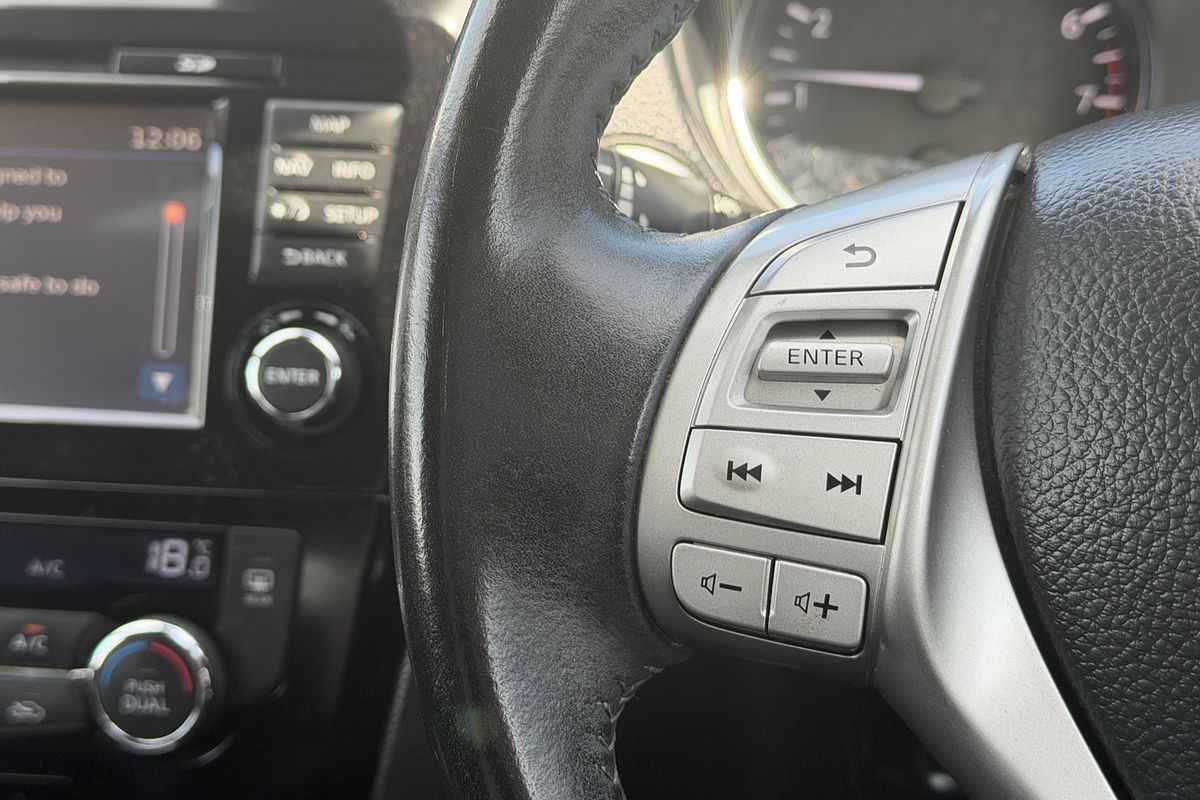 2015 Nissan QASHQAI Ti J11