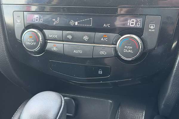 2015 Nissan QASHQAI Ti J11