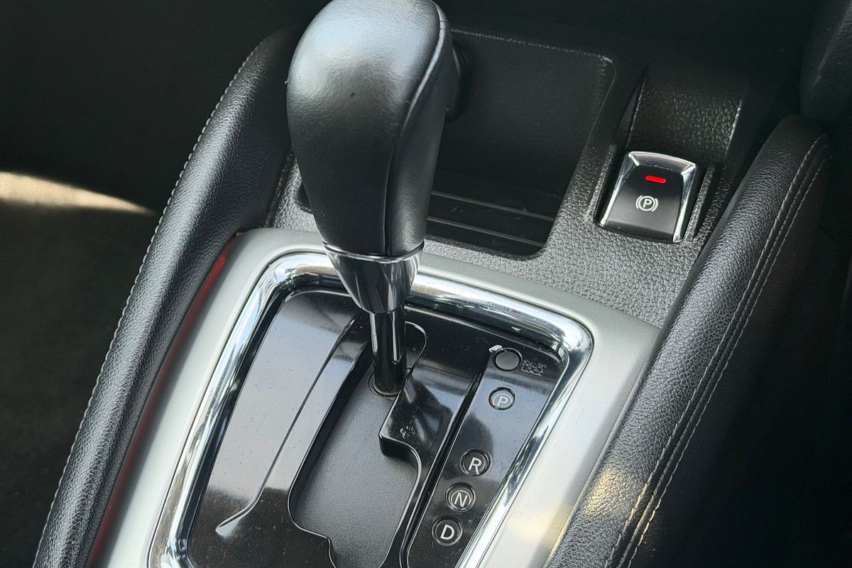 2015 Nissan QASHQAI Ti J11