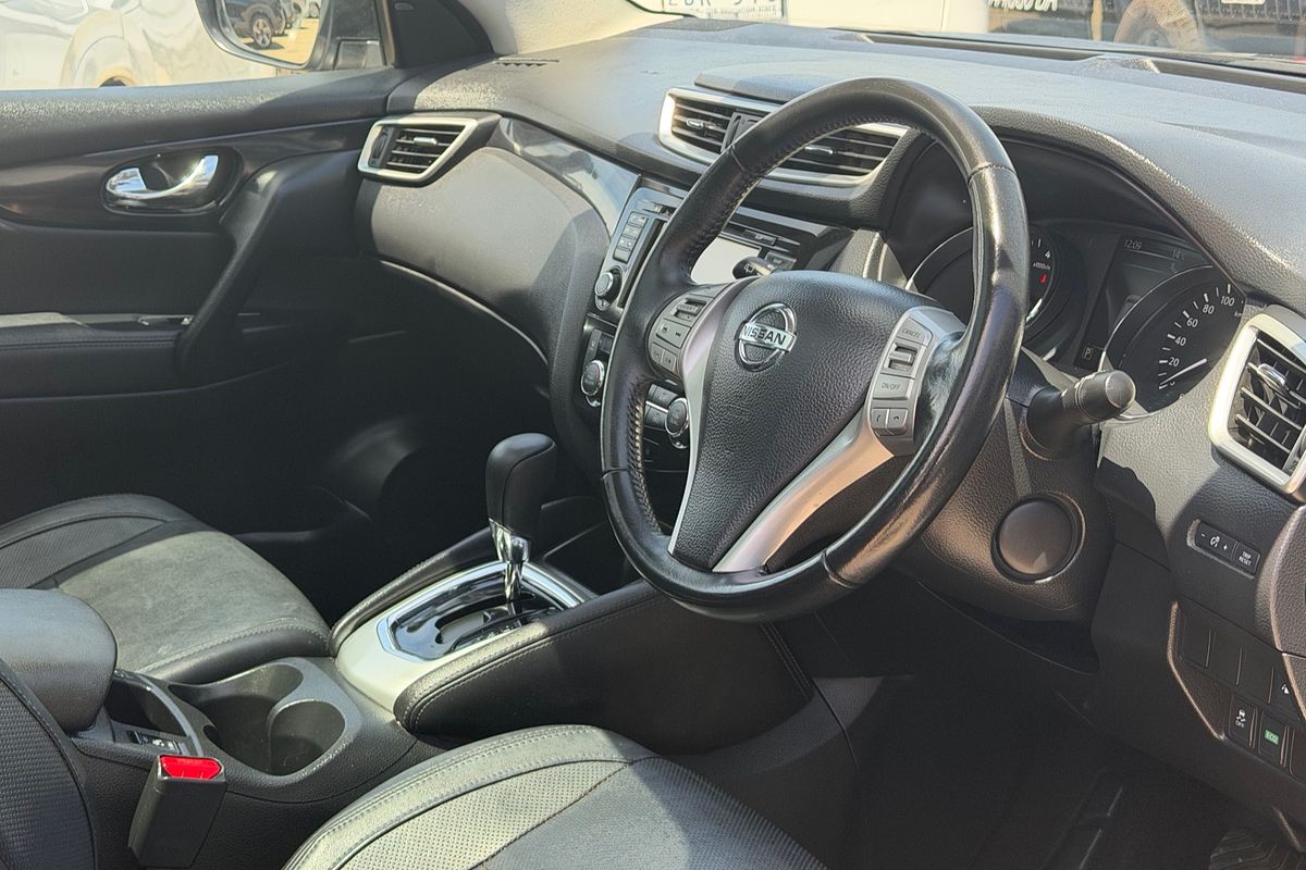 2015 Nissan QASHQAI Ti J11