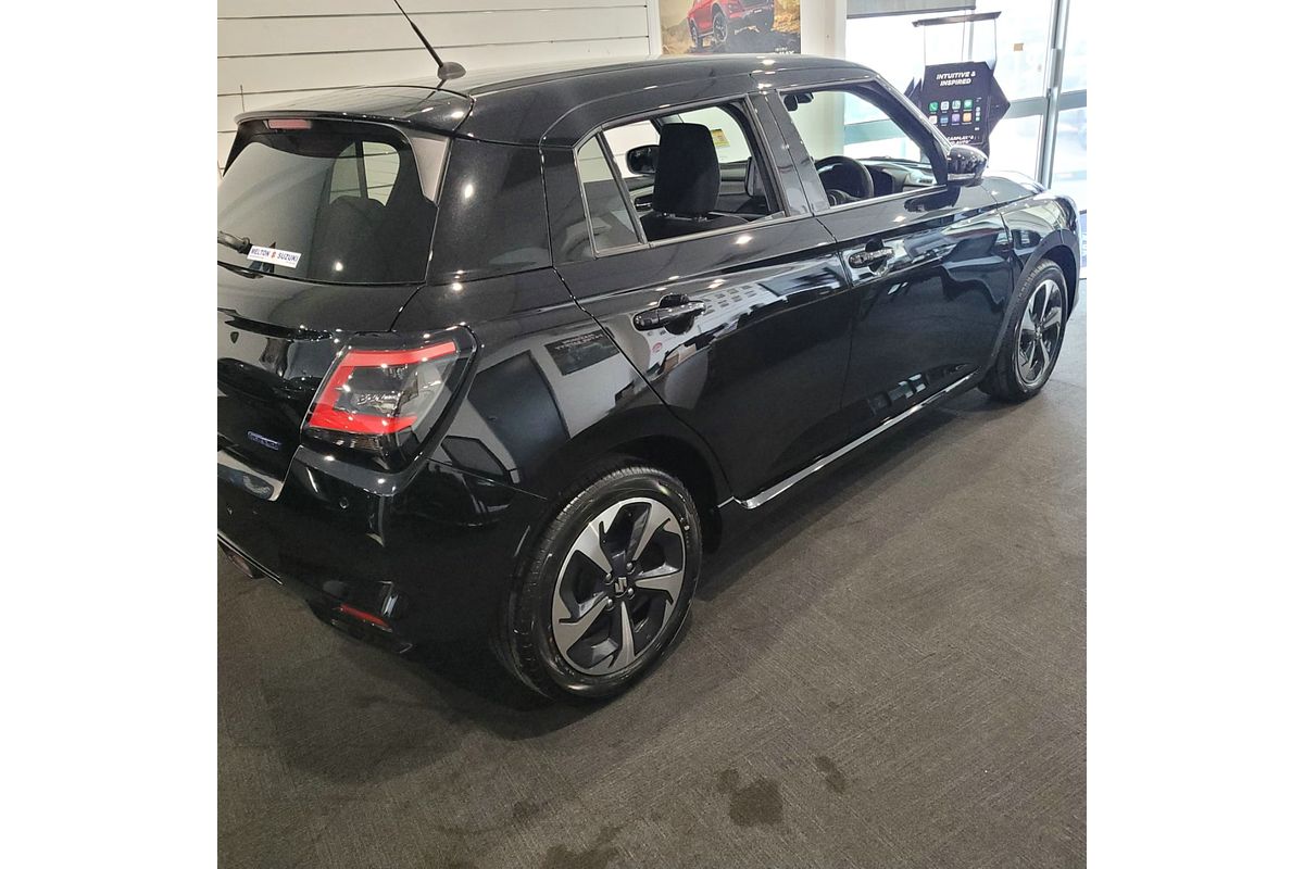 2025 Suzuki Swift Hybrid GLX UZ