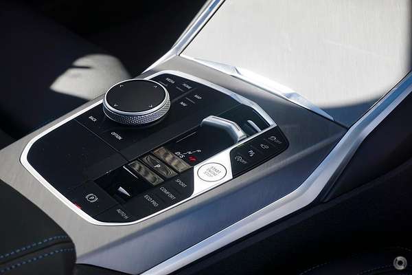 2025 BMW 3 Series 330i M Sport G21 LCI II