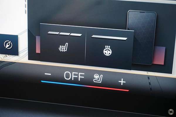 2025 BMW 3 Series 330i M Sport G21 LCI II