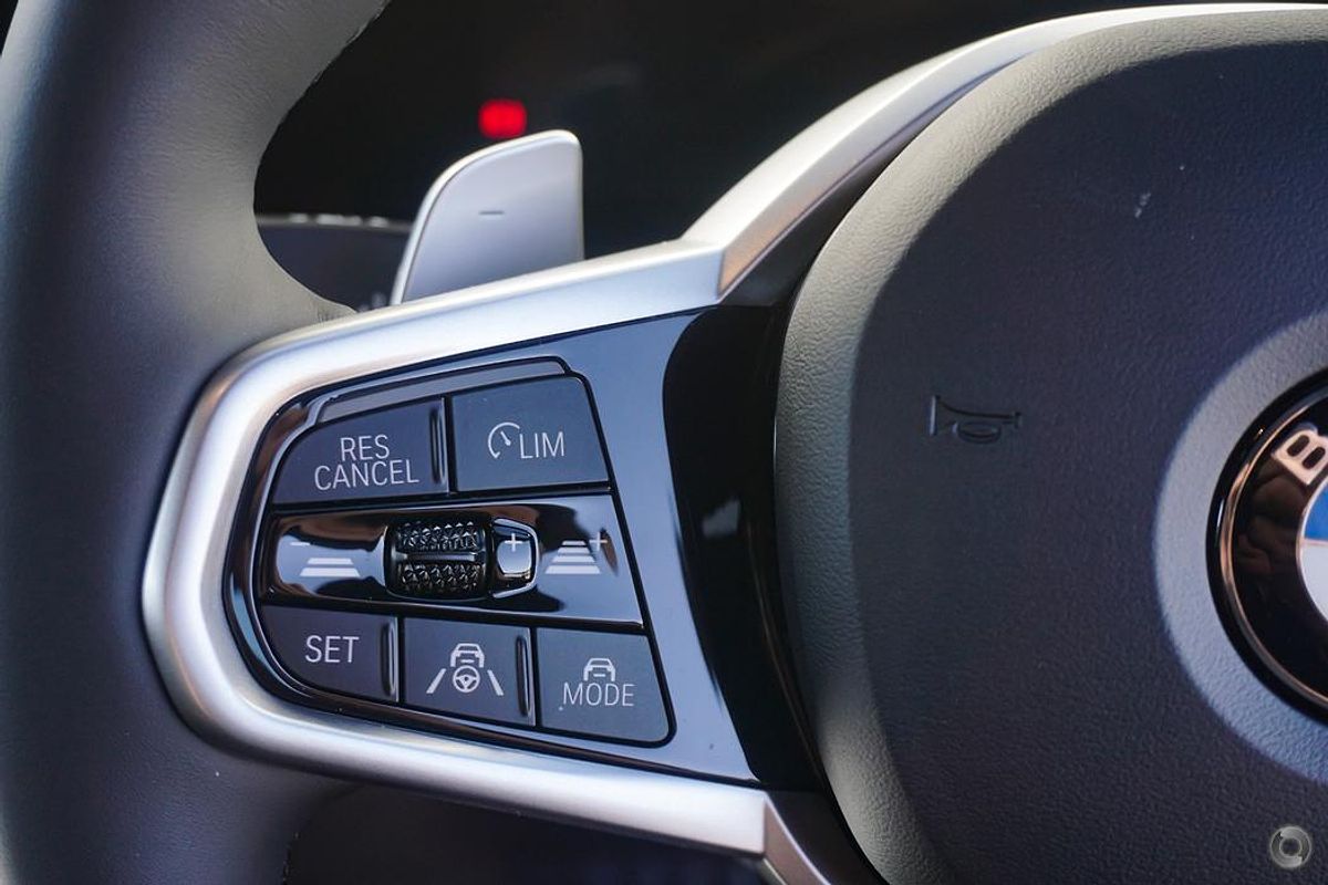 2025 BMW 3 Series 330i M Sport G21 LCI II