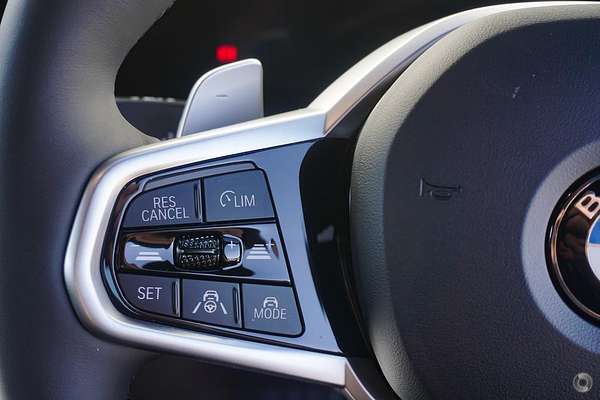 2025 BMW 3 Series 330i M Sport G21 LCI II