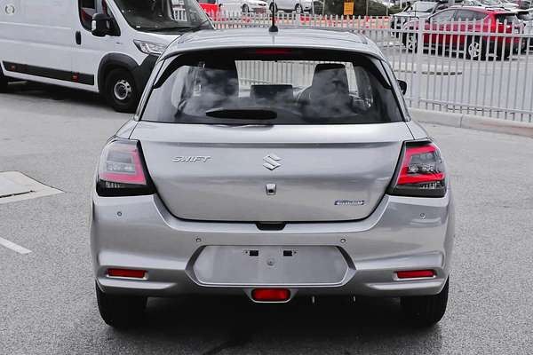 2025 Suzuki Swift Hybrid UZ