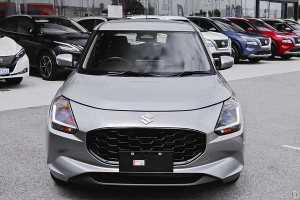 2025 Suzuki Swift Hybrid UZ