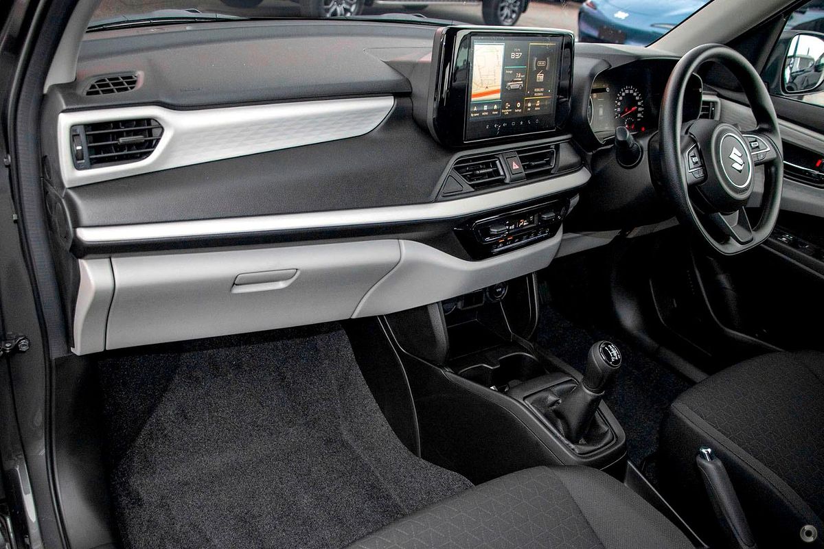 2025 Suzuki Swift Hybrid UZ