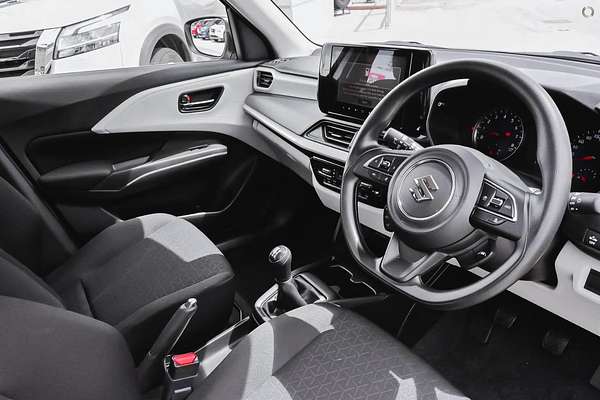 2025 Suzuki Swift Hybrid UZ