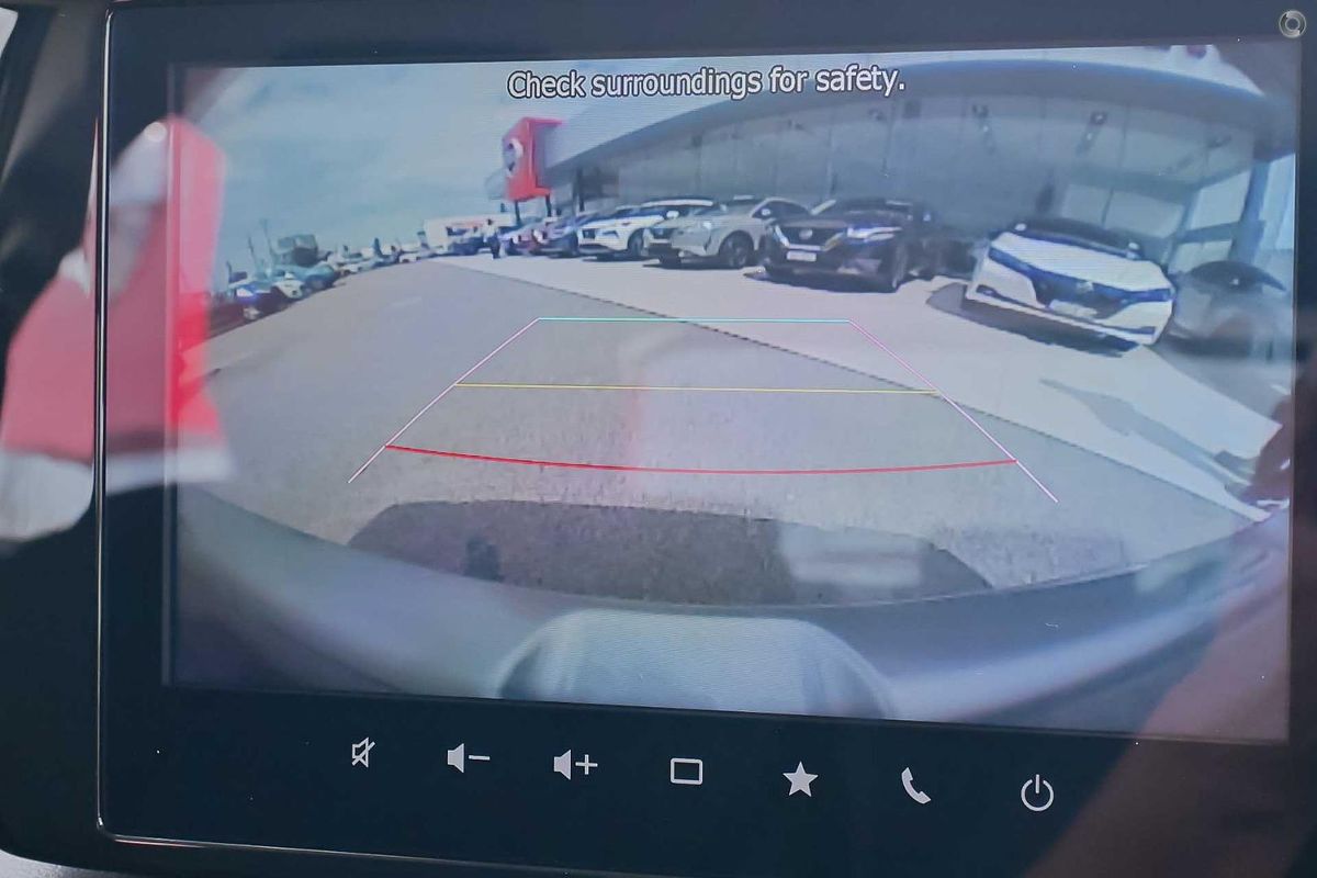 2025 Suzuki Swift Hybrid UZ