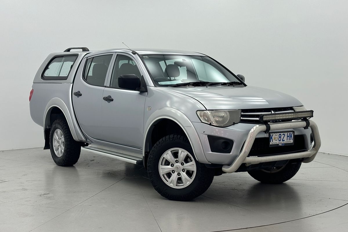 2014 Mitsubishi Triton GLX MN 4X4