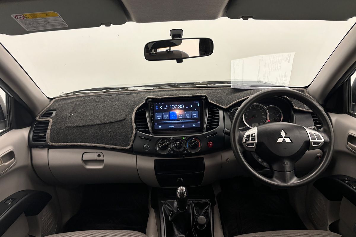 2014 Mitsubishi Triton GLX MN 4X4