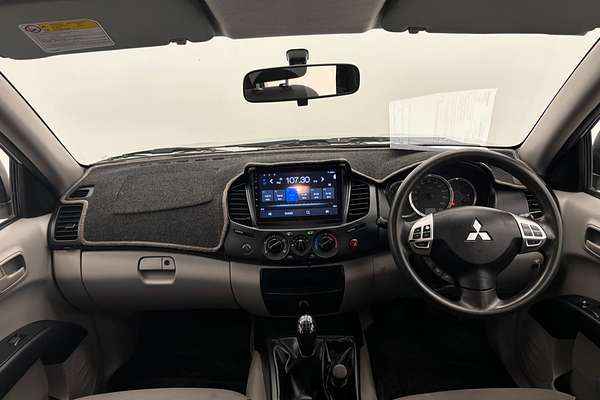 2014 Mitsubishi Triton GLX MN 4X4