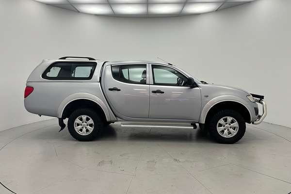 2014 Mitsubishi Triton GLX MN 4X4