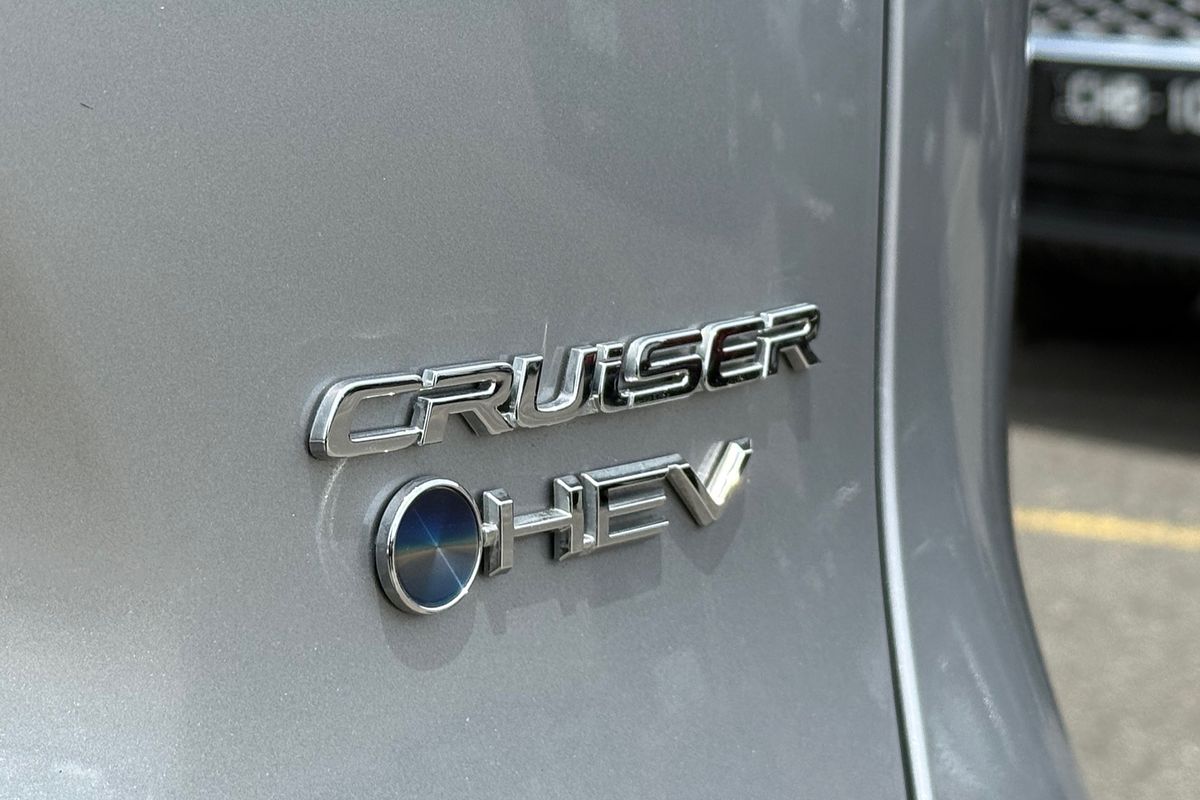 2024 Toyota RAV4 Cruiser AXAH54R