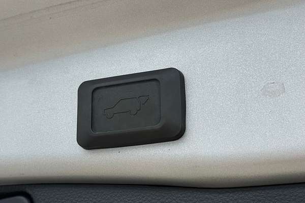 2024 Toyota RAV4 Cruiser AXAH54R