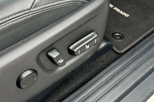 2023 Toyota Landcruiser Prado VX GDJ150R