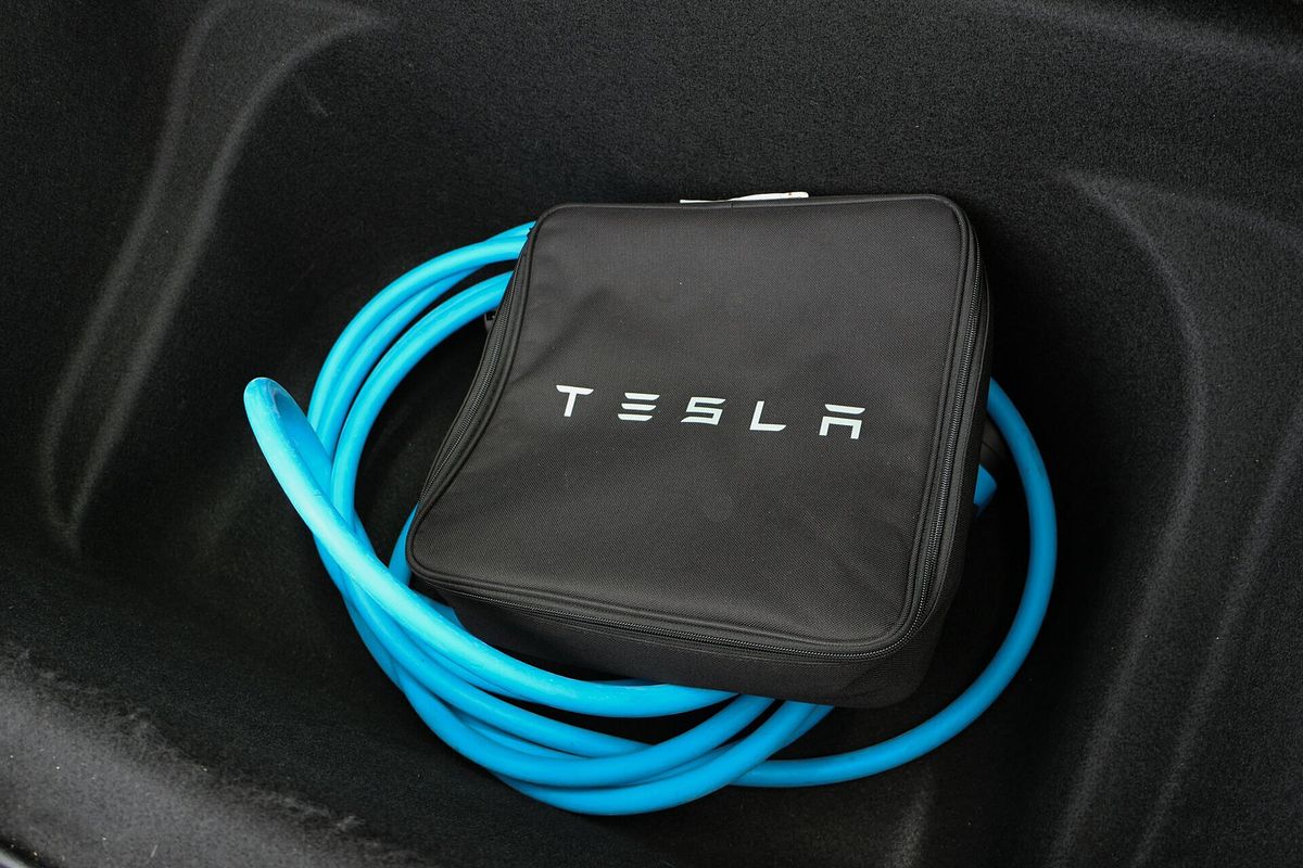 2023 Tesla Model Y Rear-Wheel Drive