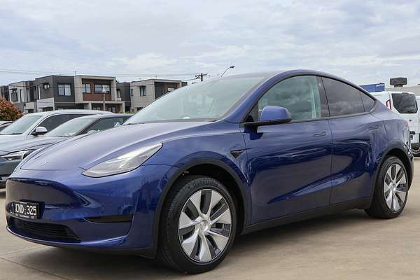 2023 Tesla Model Y Rear-Wheel Drive