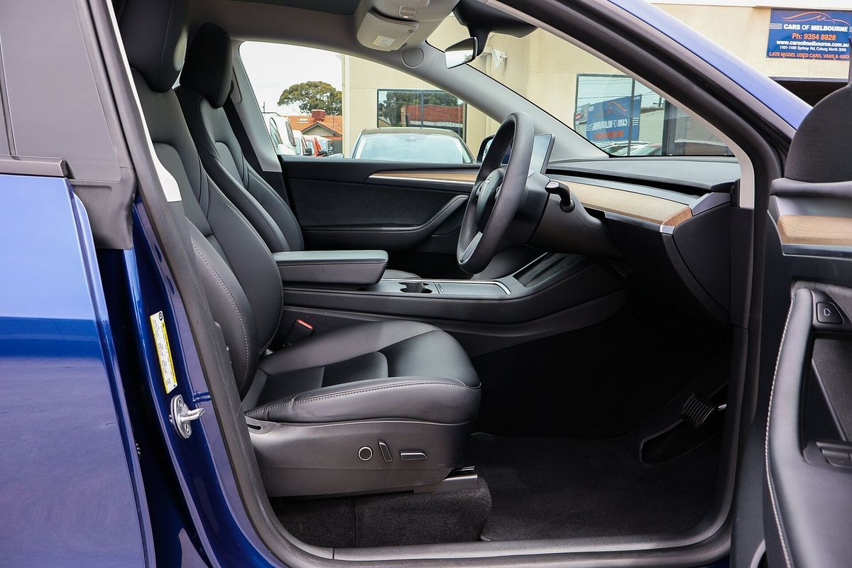 2023 Tesla Model Y Rear-Wheel Drive