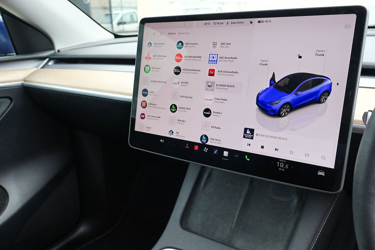 2023 Tesla Model Y Rear-Wheel Drive