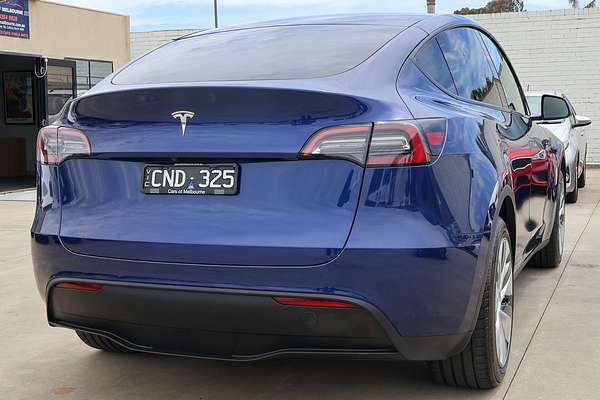 2023 Tesla Model Y Rear-Wheel Drive