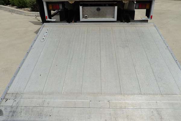 2017 Isuzu F Series FSR120/140-240 4x2 LWB