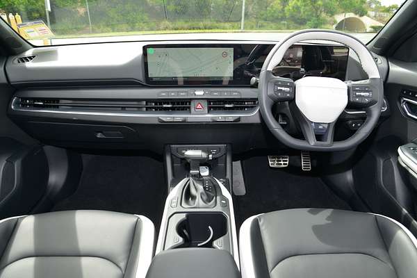 2025 Kia K4 GT-Line CL4m