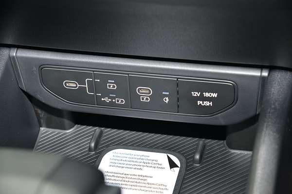 2025 Kia K4 GT-Line CL4m