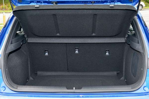 2025 Kia K4 GT-Line CL4m