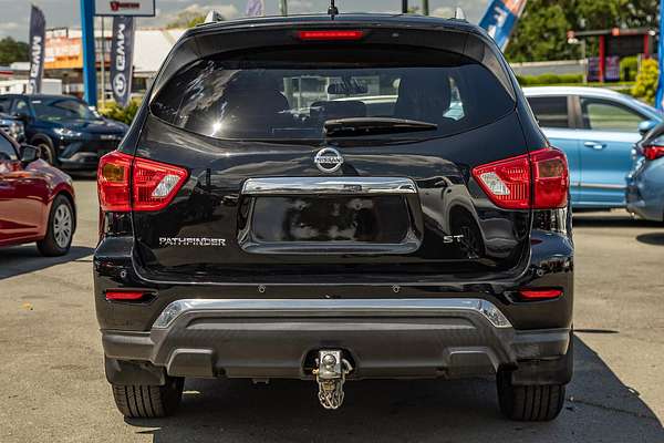 2017 Nissan Pathfinder ST R52 Series II