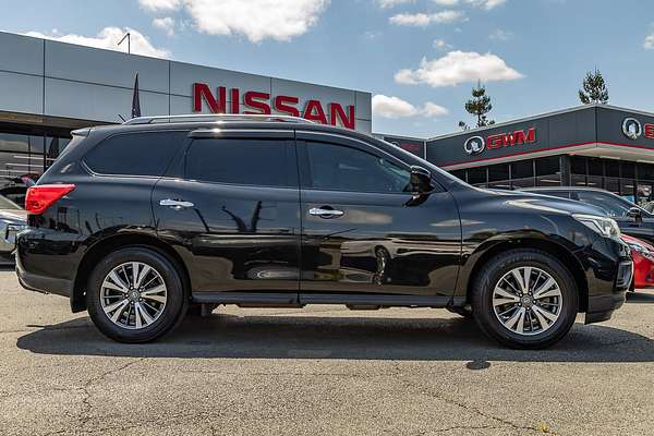 2017 Nissan Pathfinder ST R52 Series II