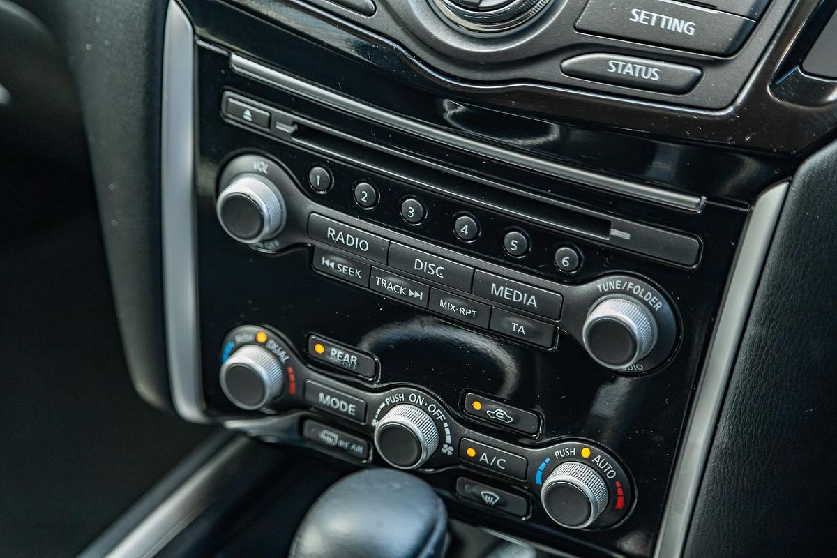 2017 Nissan Pathfinder ST R52 Series II