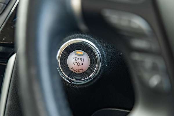 2017 Nissan Pathfinder ST R52 Series II